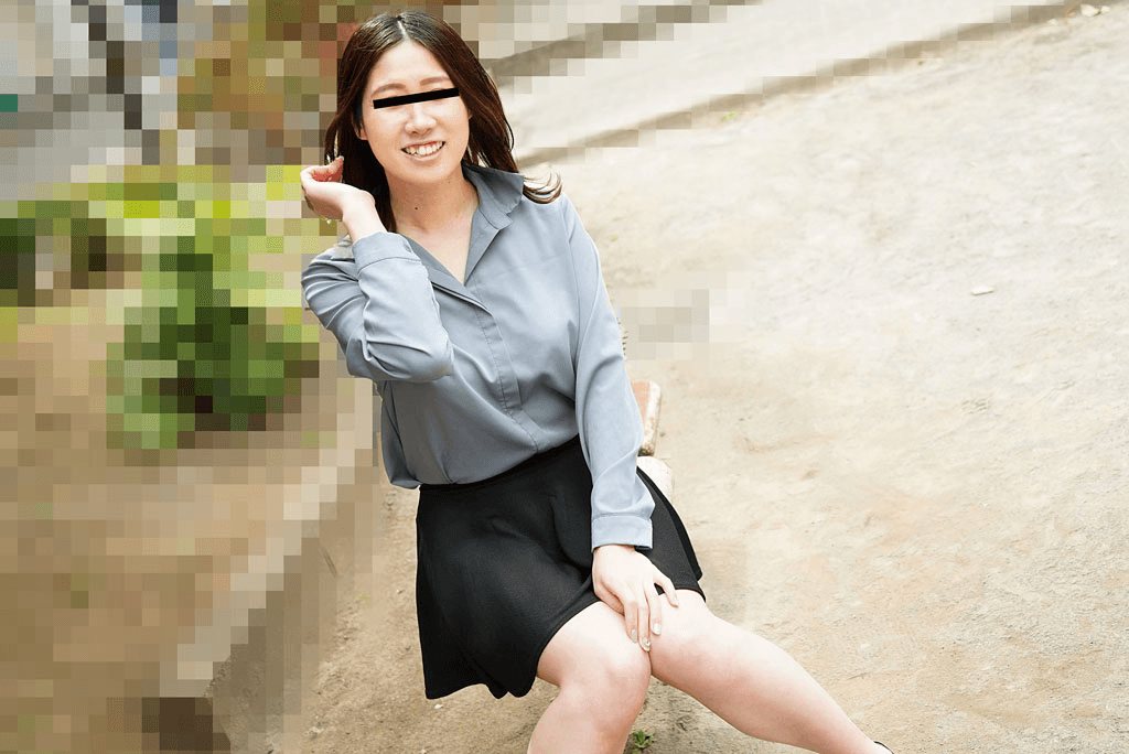 10MUSUME_100923_01 - Vụng trộm nơi công sở giờ nghỉ trưa